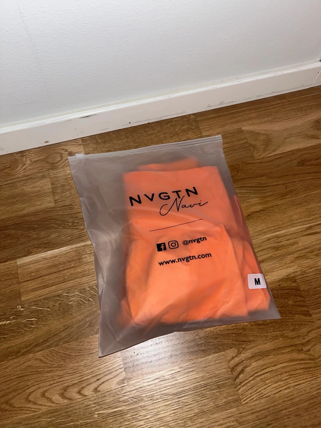 Träningstights Nvgtn - 1