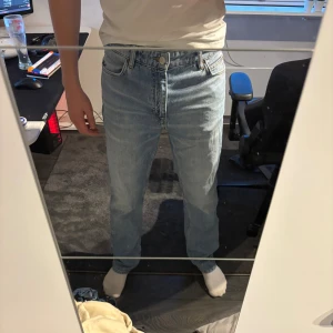 Just Junkies Jeans - Säljer dessa Jeans från Just Junkies. Jeansen är i bra skick. Nypris 1099kr mitt pris 249kr. Storleken är 31/34. Tveka inte på att höra av dig vid frågor eller funderingar!