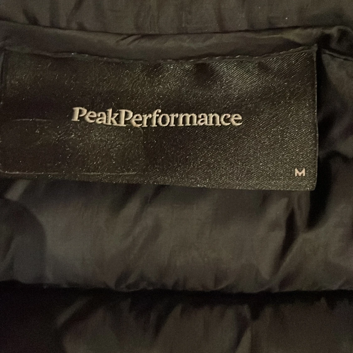 Svart dunjacka Peak Performance M - 4