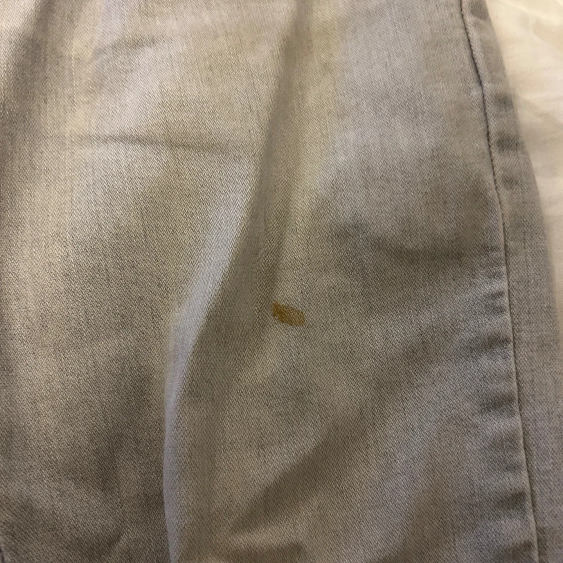 Grå Levi's 511 jeans med slitning - 2