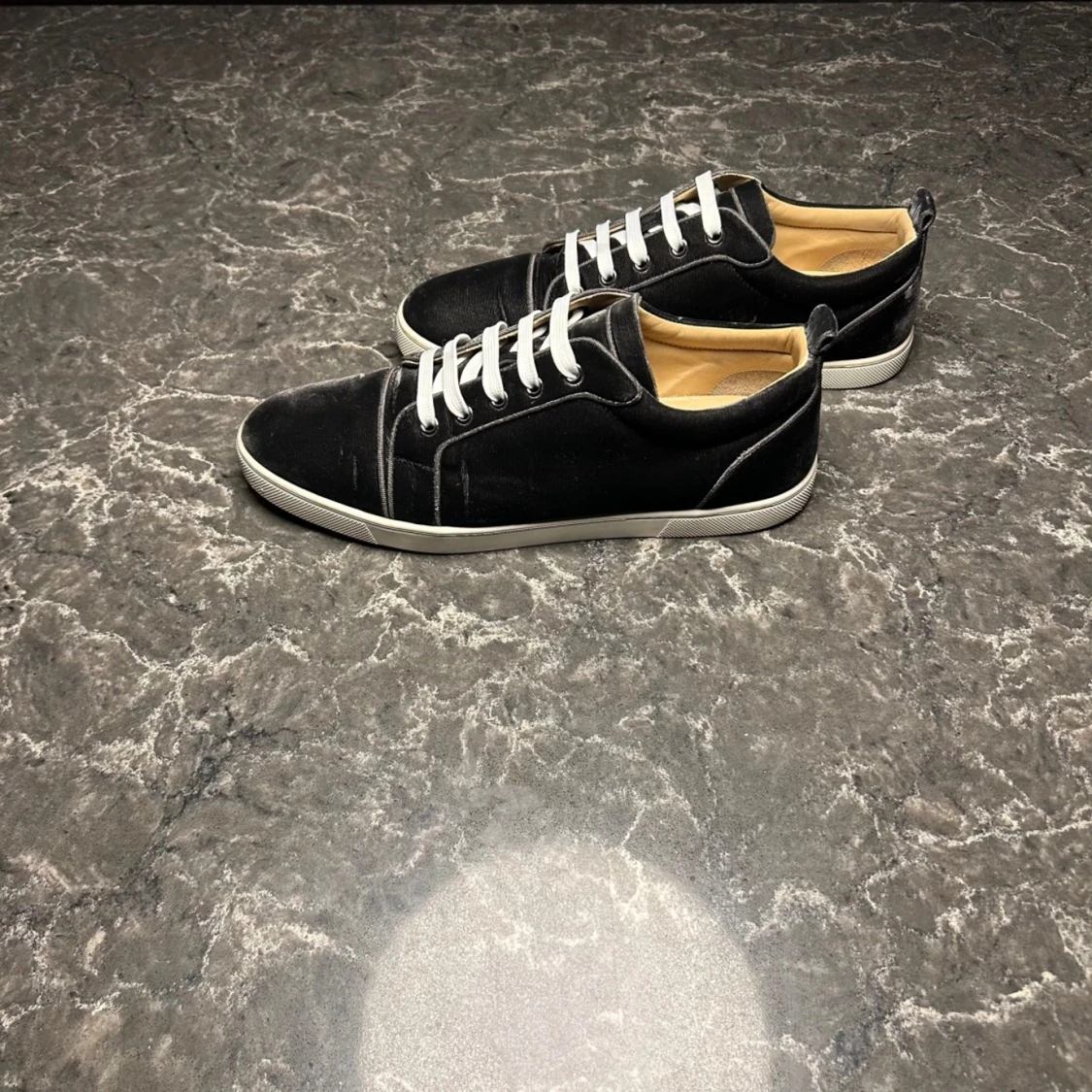 Christian Louboutin - 4