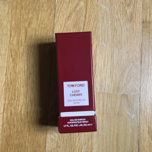 Tom Ford Lost Cherry 50ml - tom ford lost cherry oandvänd 