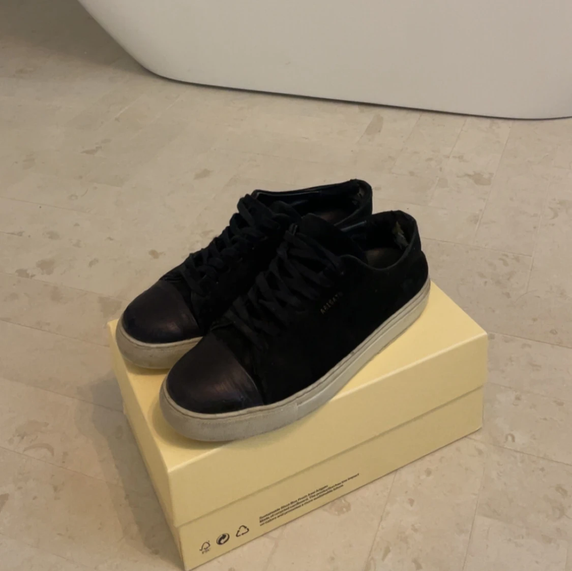 Axel Arigato Clean 90 sneakers svart