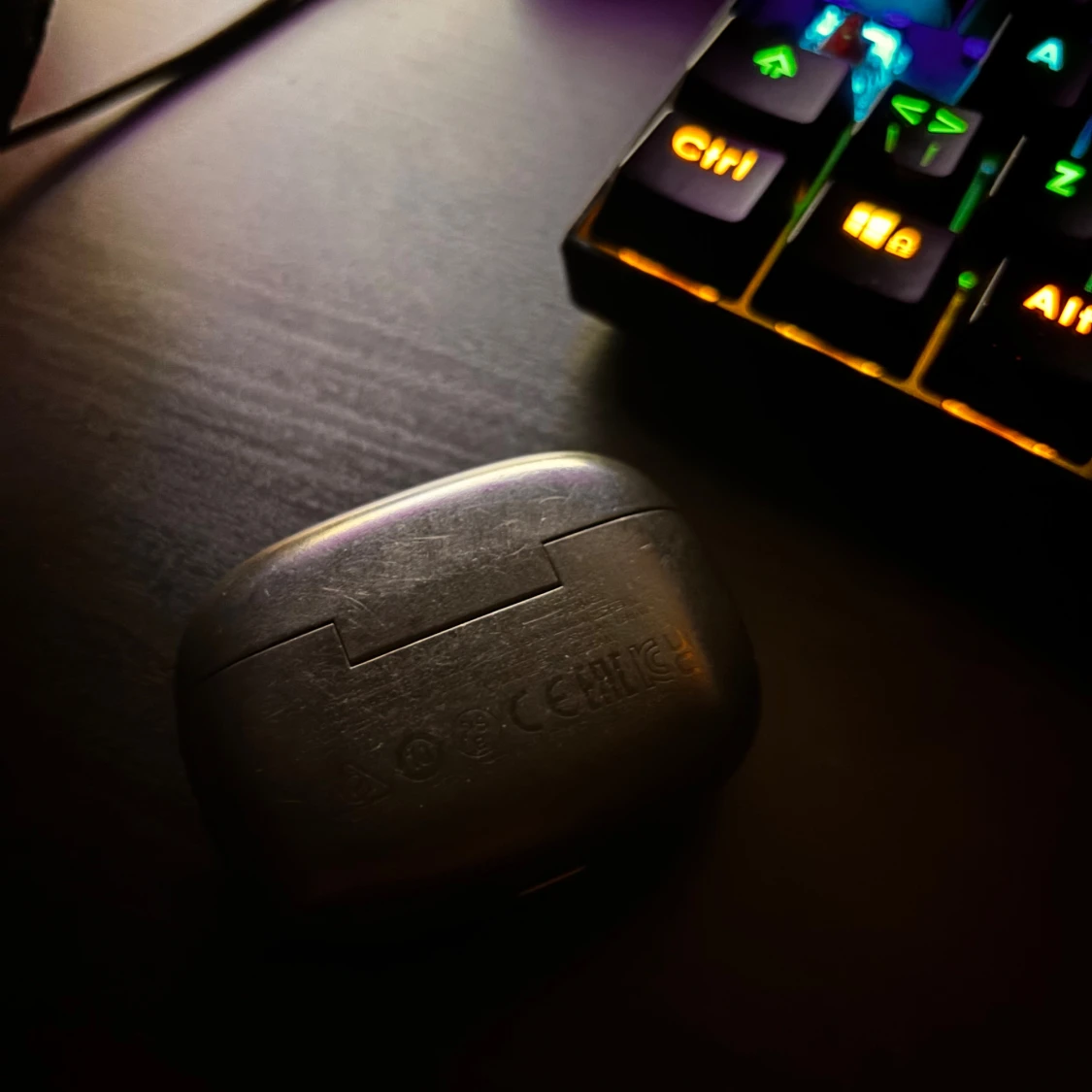 JBL trådlösa hörlurar med laddningsetui - 3