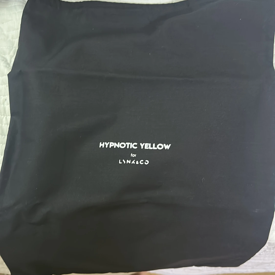 Svarta sneakers Hypnotic Yellow x Lynk&Co - 4