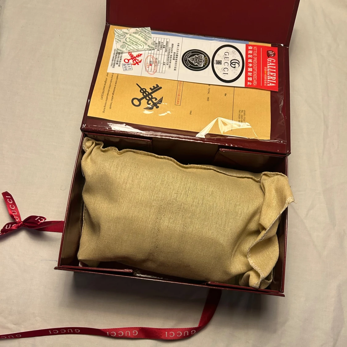 Svart Gucci magväska med GG-mönster  - 4