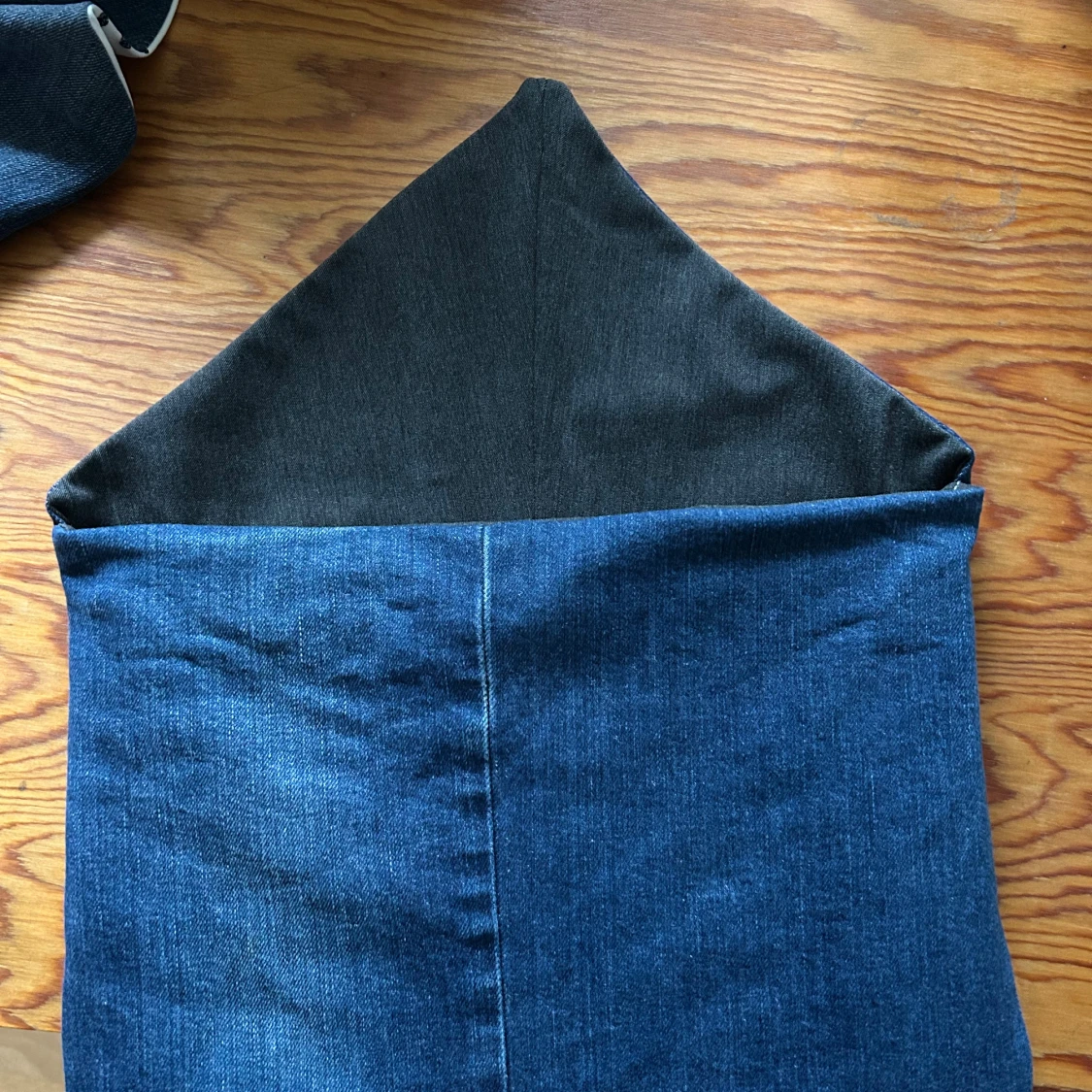 Datorfodral i blått jeansmaterial  - 4