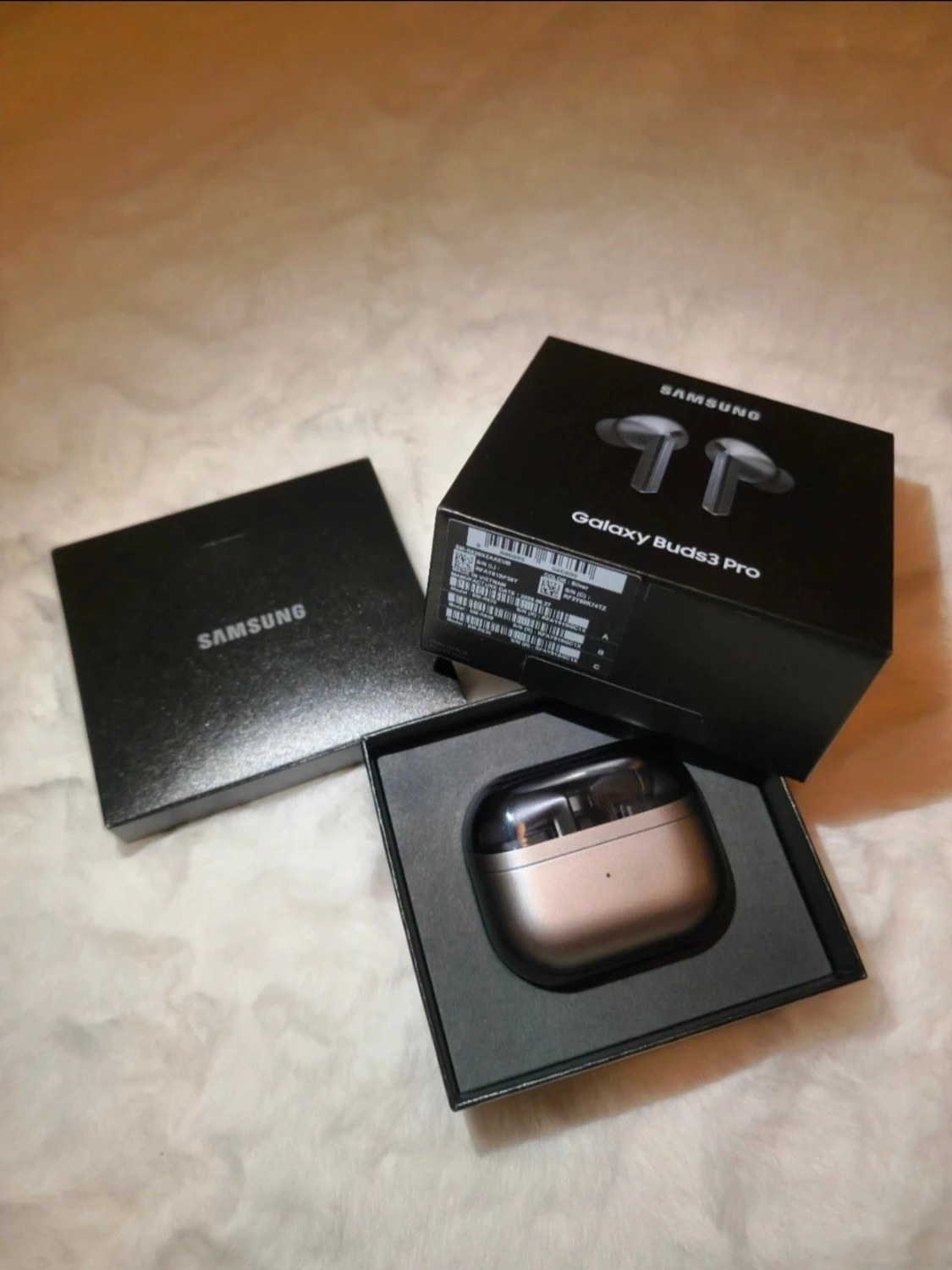 Samsung Galaxy Buds3 Pro - Silver - 6