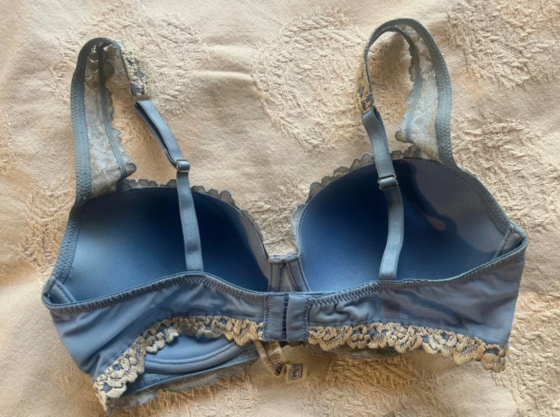 Blå bh med blommigt mönster - 2