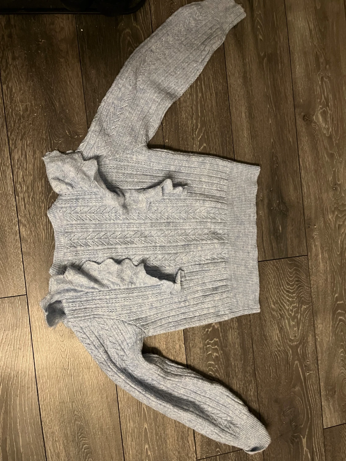 Ljusblå stickad tröja med volanger Lindex - 2