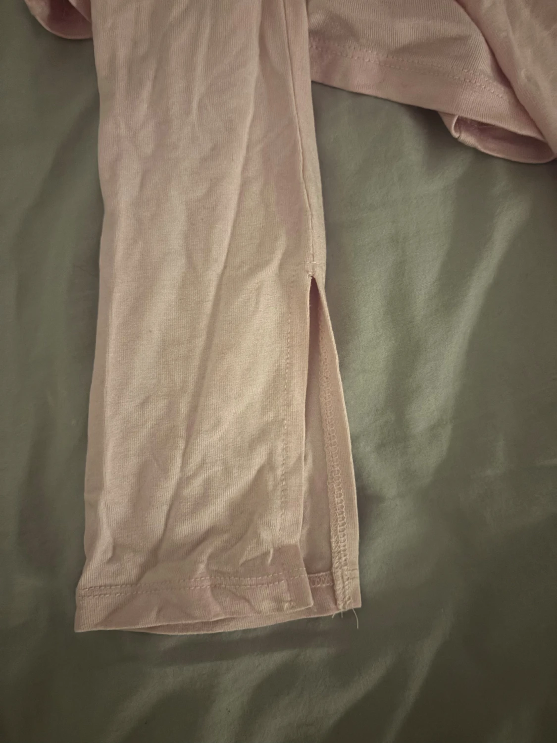 Ljusrosa långärmad topp med slits - 2