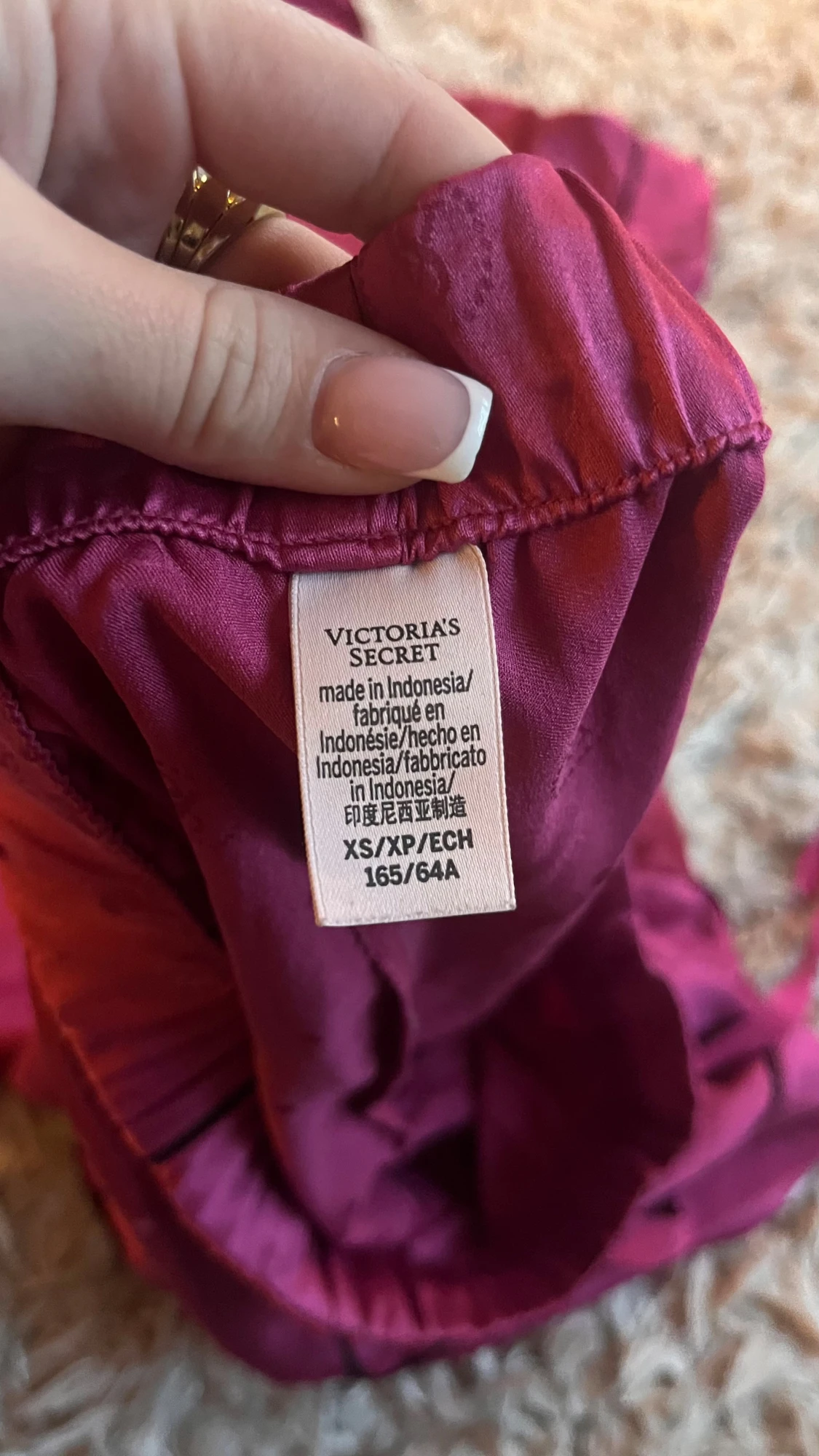 Mörkrosa satin set från Victoria's Secret XS - 3