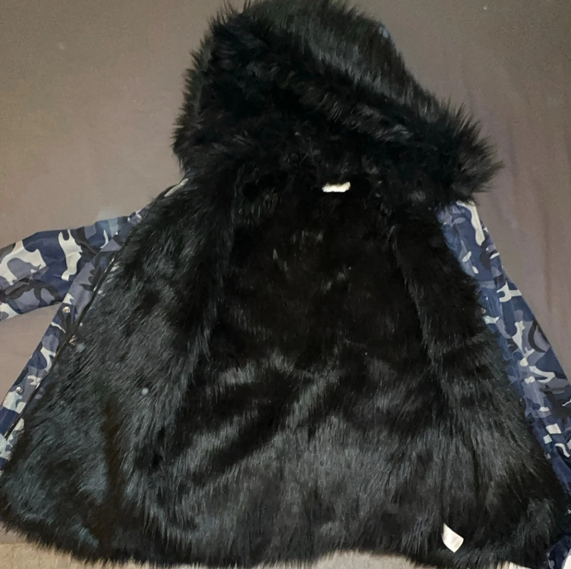 Super snygg/ varm Blå/grå camo parkas från NLY Trend ( Nelly ) - 2