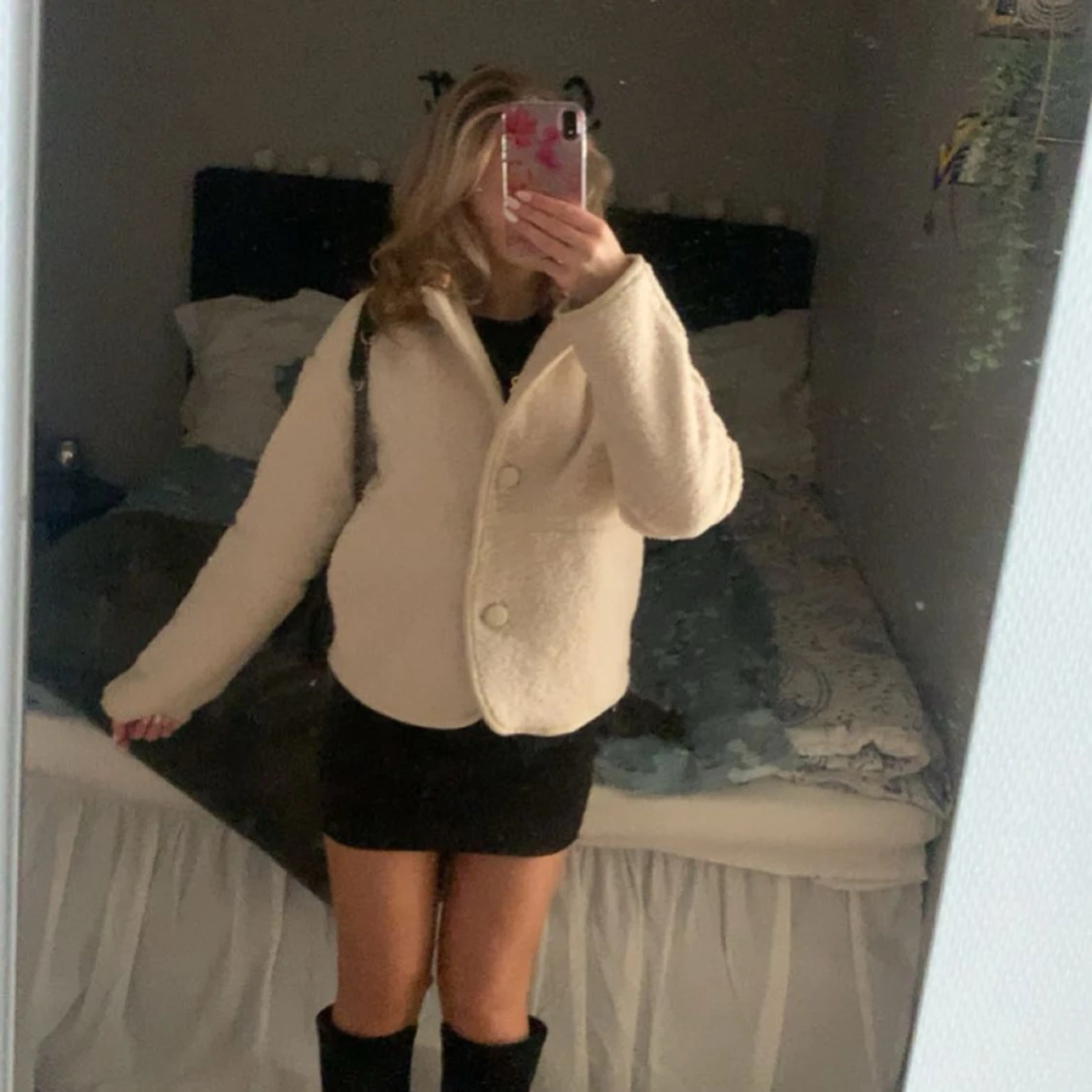 Beige teddyjacka från Nelly