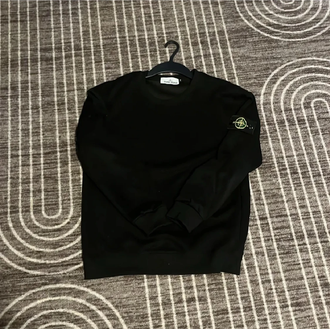 Svart Stone Island sweatshirt M