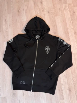  Chrome Hearts | black zipper - Size M, never used, good quality and condition perfect