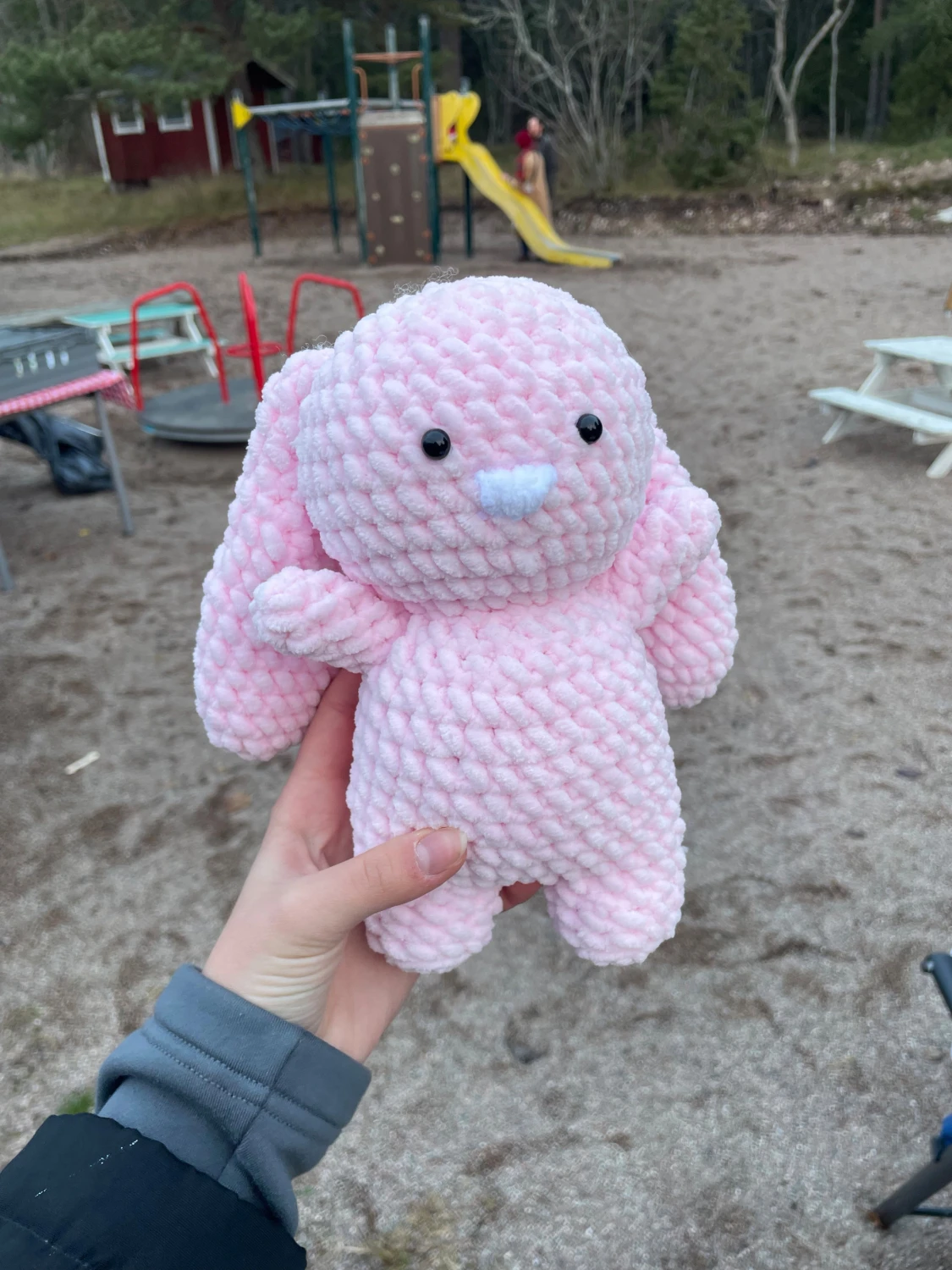 Virkad rosa kanin - 1