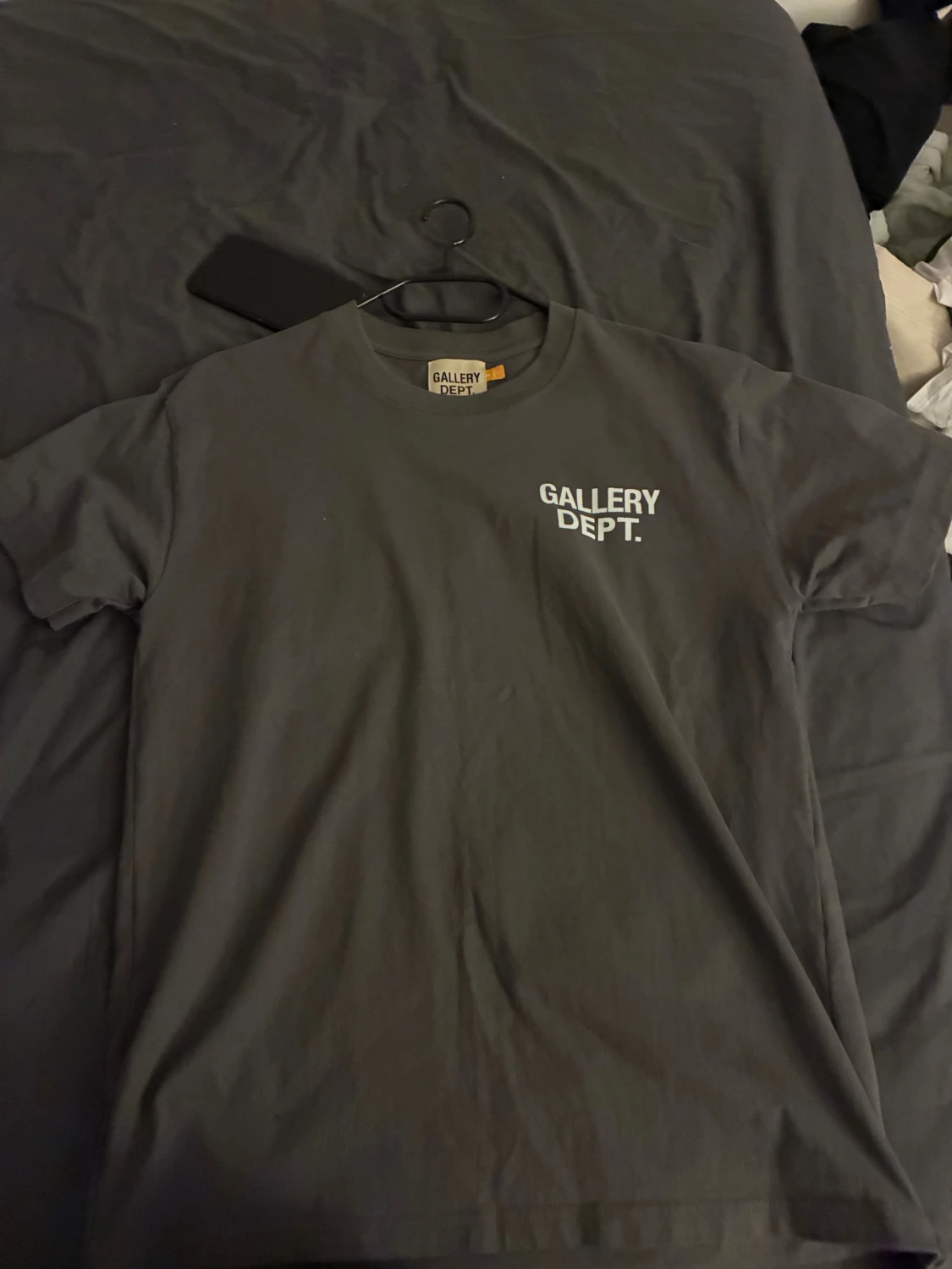 Svart t-shirt från Gallery Dept. - 1