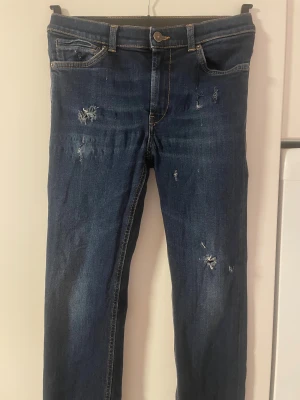 Dondup Jeans  - Jättefina dondup jeans i princip nyskick!! Tyvärr har de blivit för små