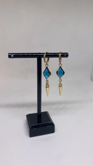 Blue goldie earrings🦋✨ - Superfina handgjorda örhängen!💞45kr/styck eller 89kr/paret