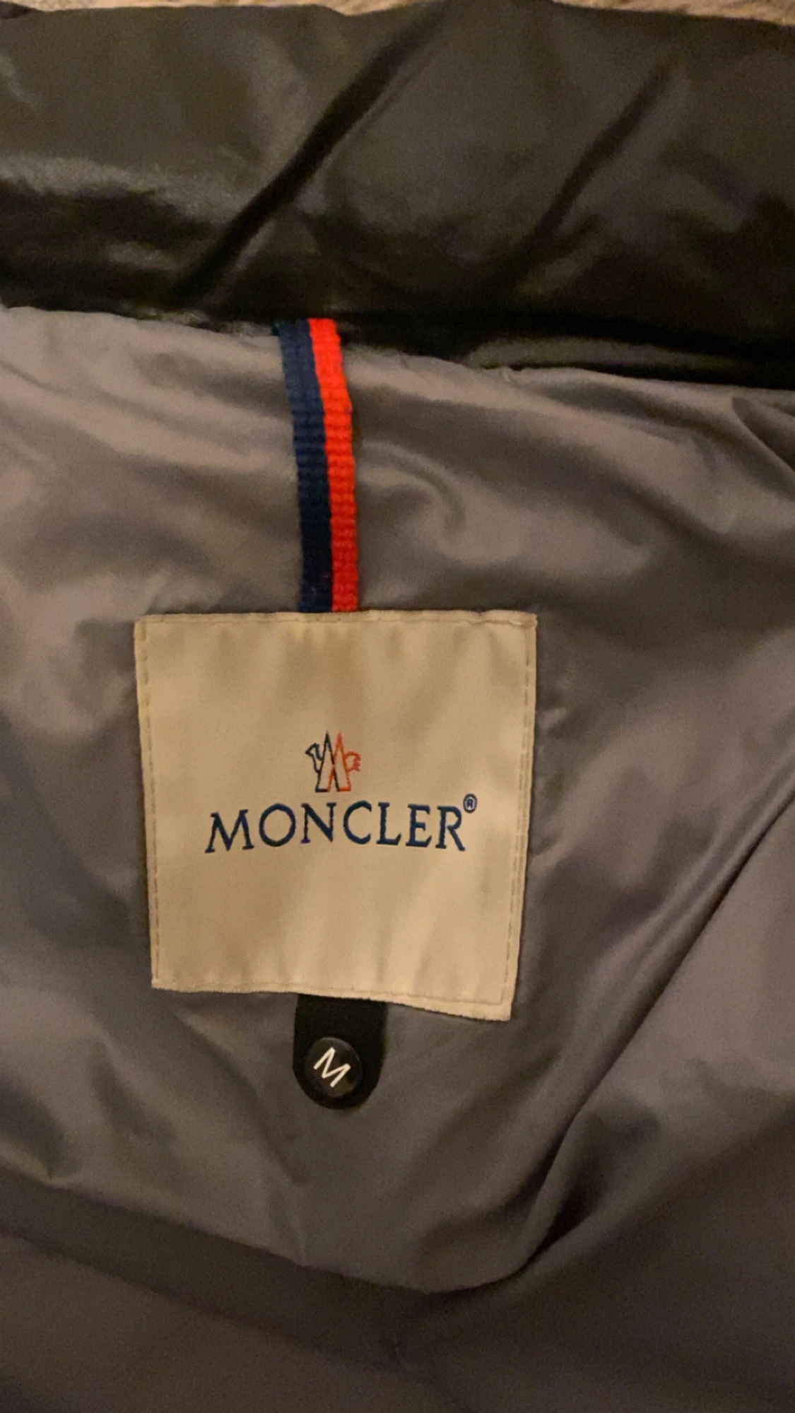Svart Moncler pufferjacka  - 5