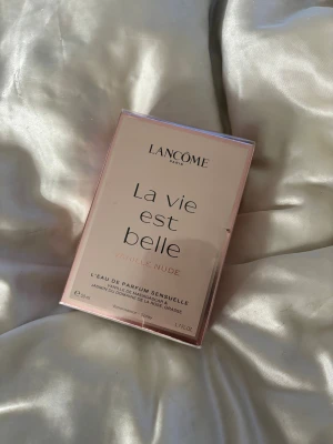 Lancome la vie est belle vanille nude - Parfym  - Oöppnad 
