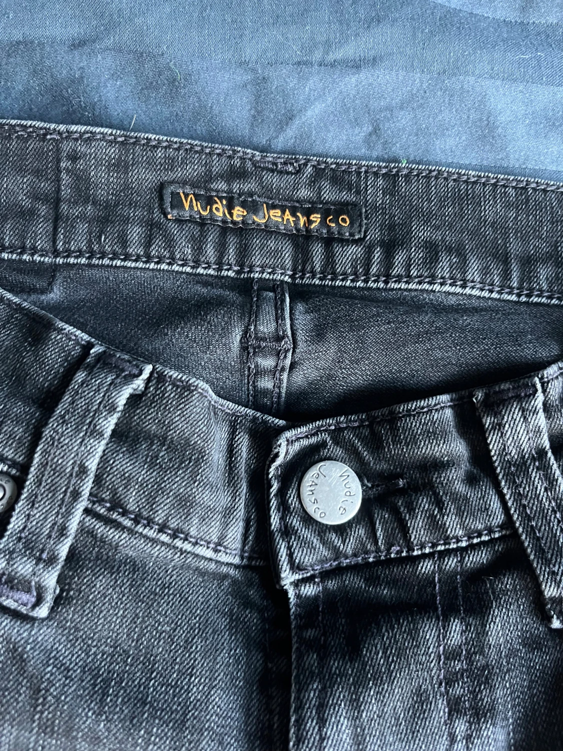 Svarta skinny jeans från Nudie Jeans - 1