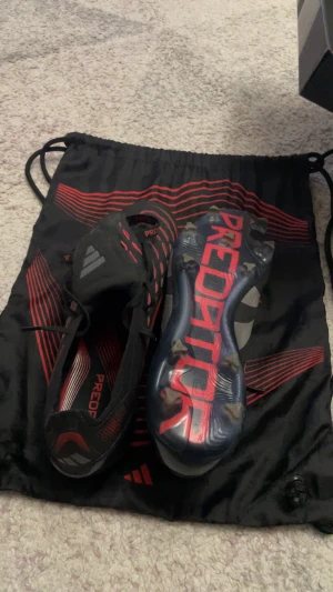 Adidas Predator Elite FT FG - Har använt skorna i ca 2-3 veckor (skickas med box) Storlek 42 2/3