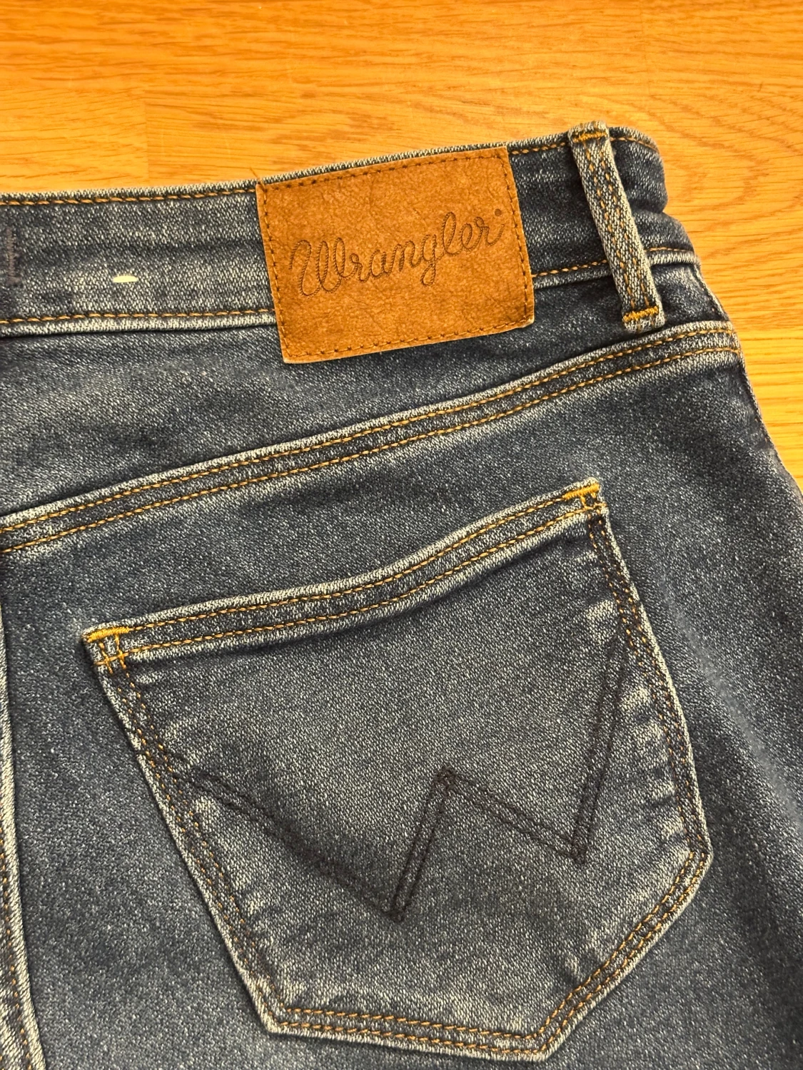 Bootcut jeans från Wrangler - 1