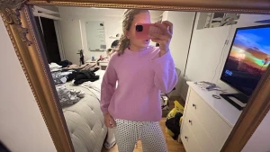 Stickad tröja från arket  - Sueprfin stickad tröja från arket, storlek M 