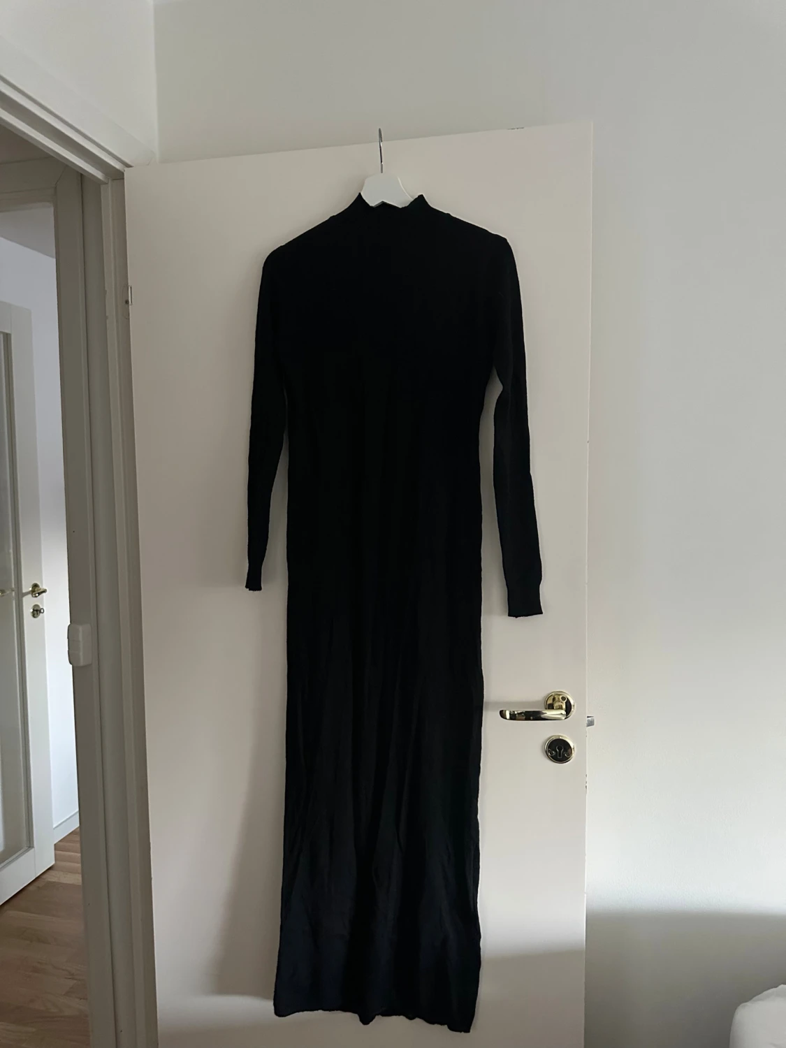 Mysig stickad långklänning