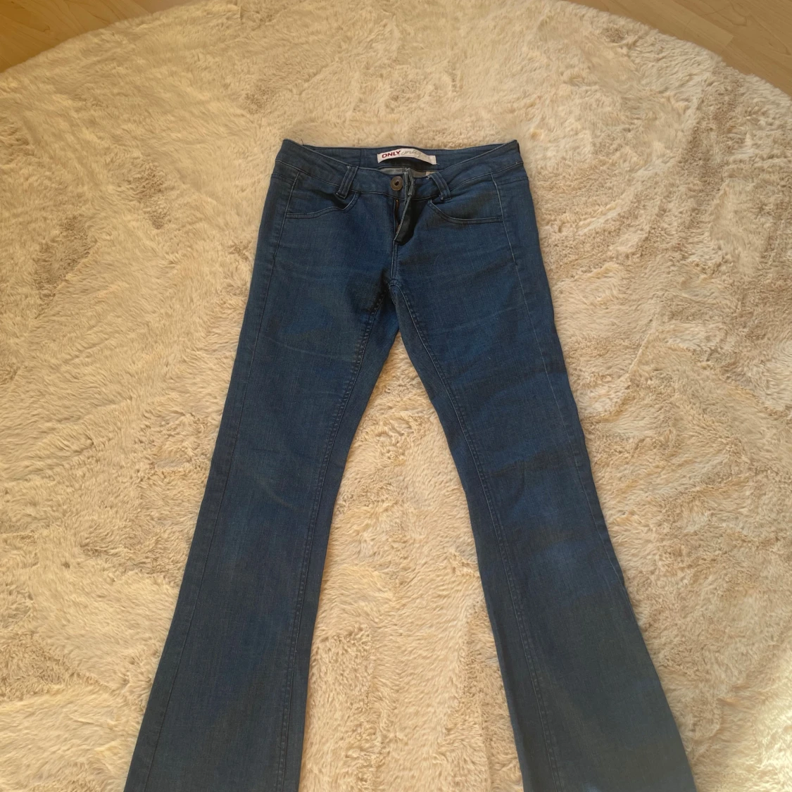 Blå bootcut jeans från ONLY, 29/34 - 4