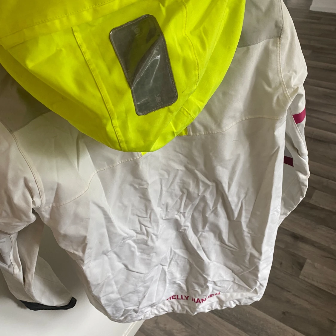 Vit vindjacka Helly Hansen med huva - 2