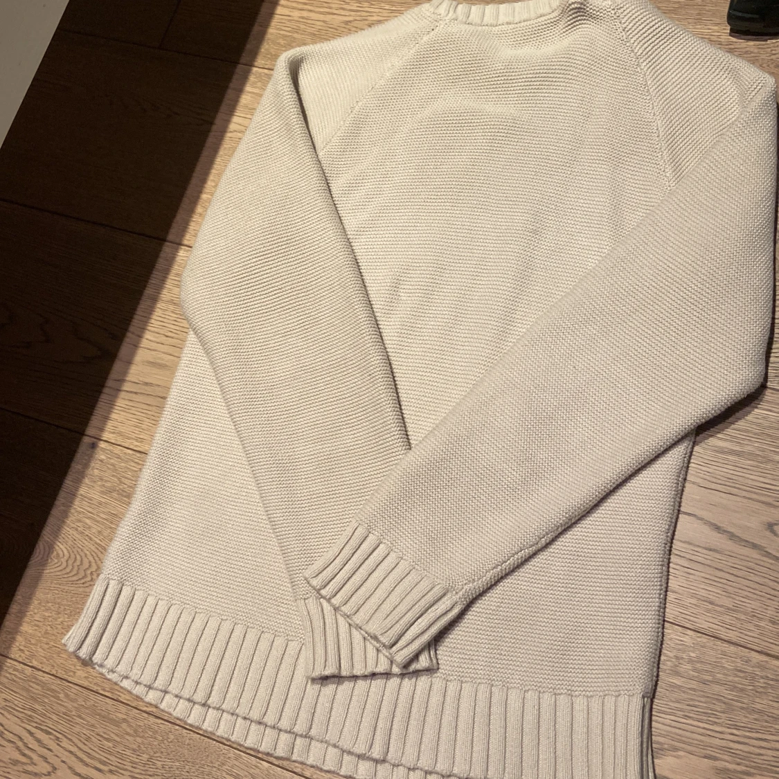 Beige stickad tröja från Kappahl - 2