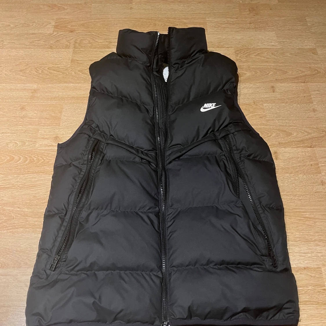 väst Nike Storm-Fit XS