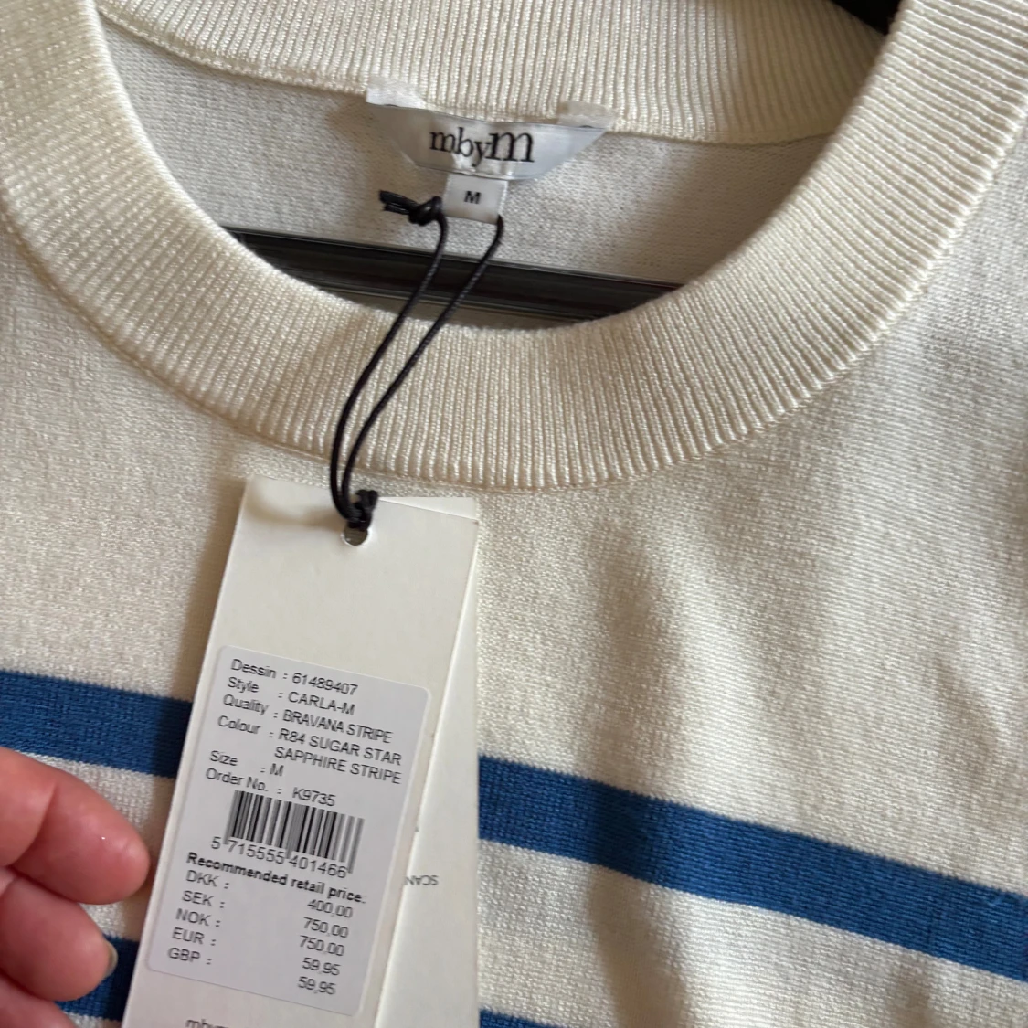 Vit och blå randig tröja från mbyM - 3