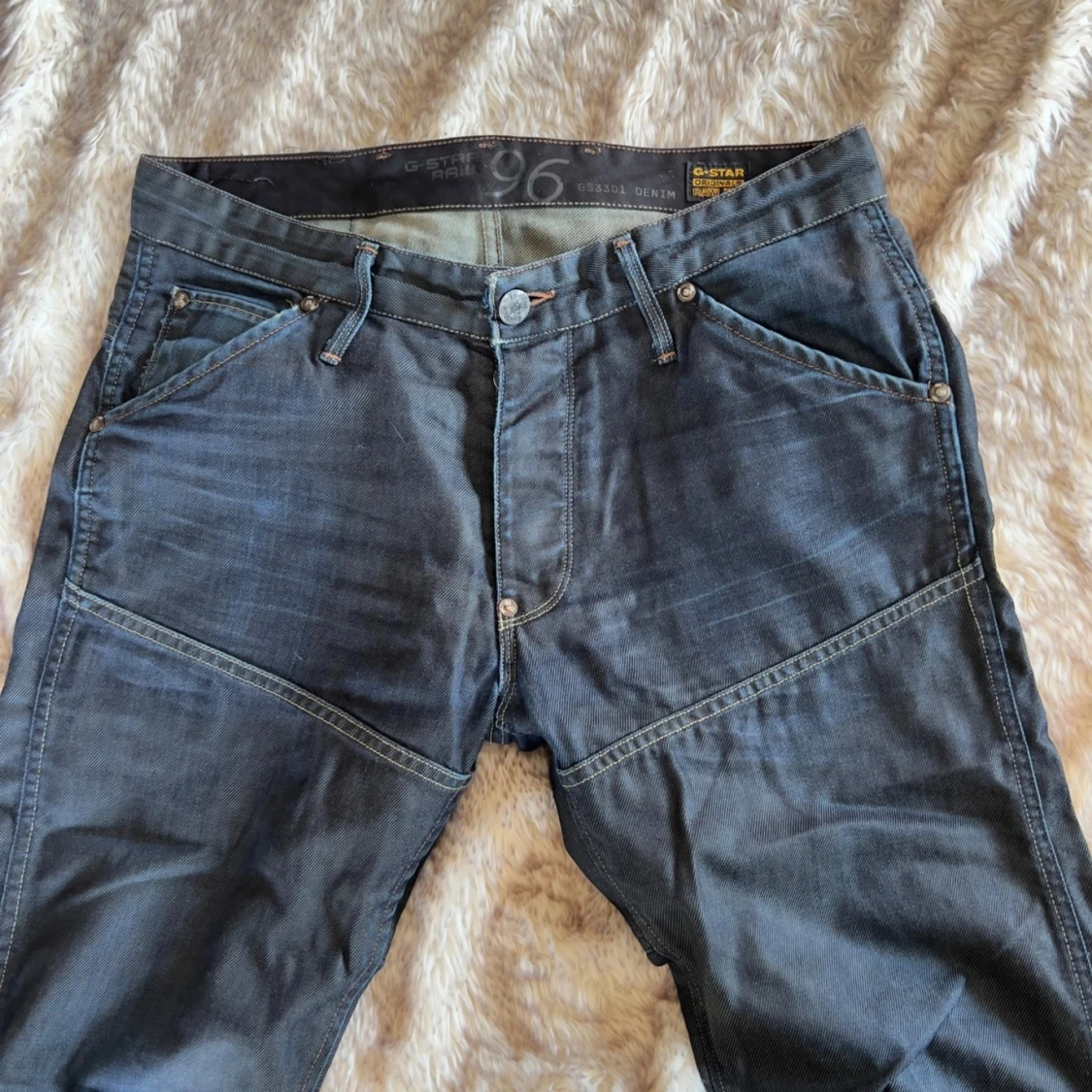 mörkblå jeans från G-Star RAW - 92