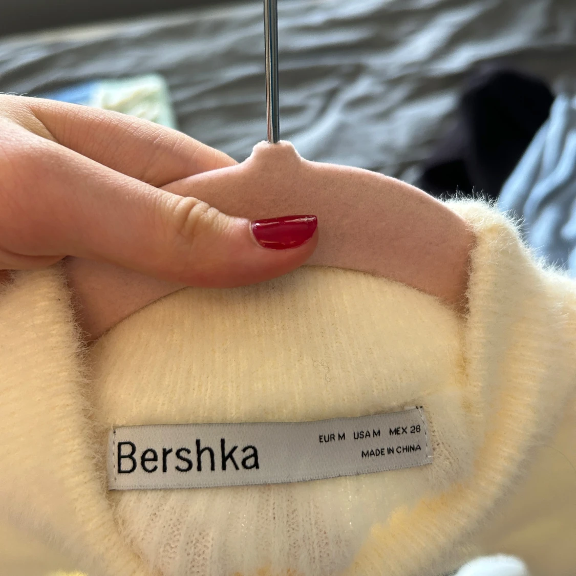 Krämvit stickad tröja Bershka - 3