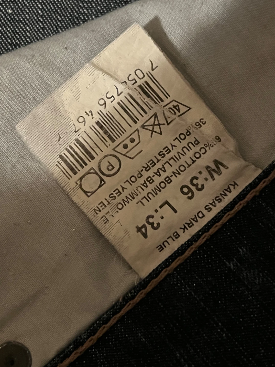 Mörkblå jeans från Dressmann - 5