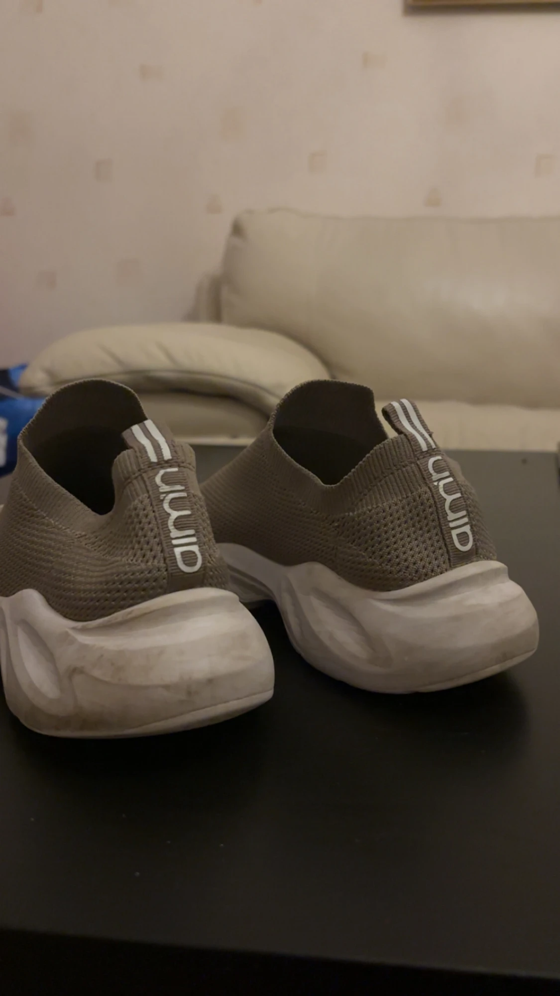 Bruna slip-on sneakers med tjock sula