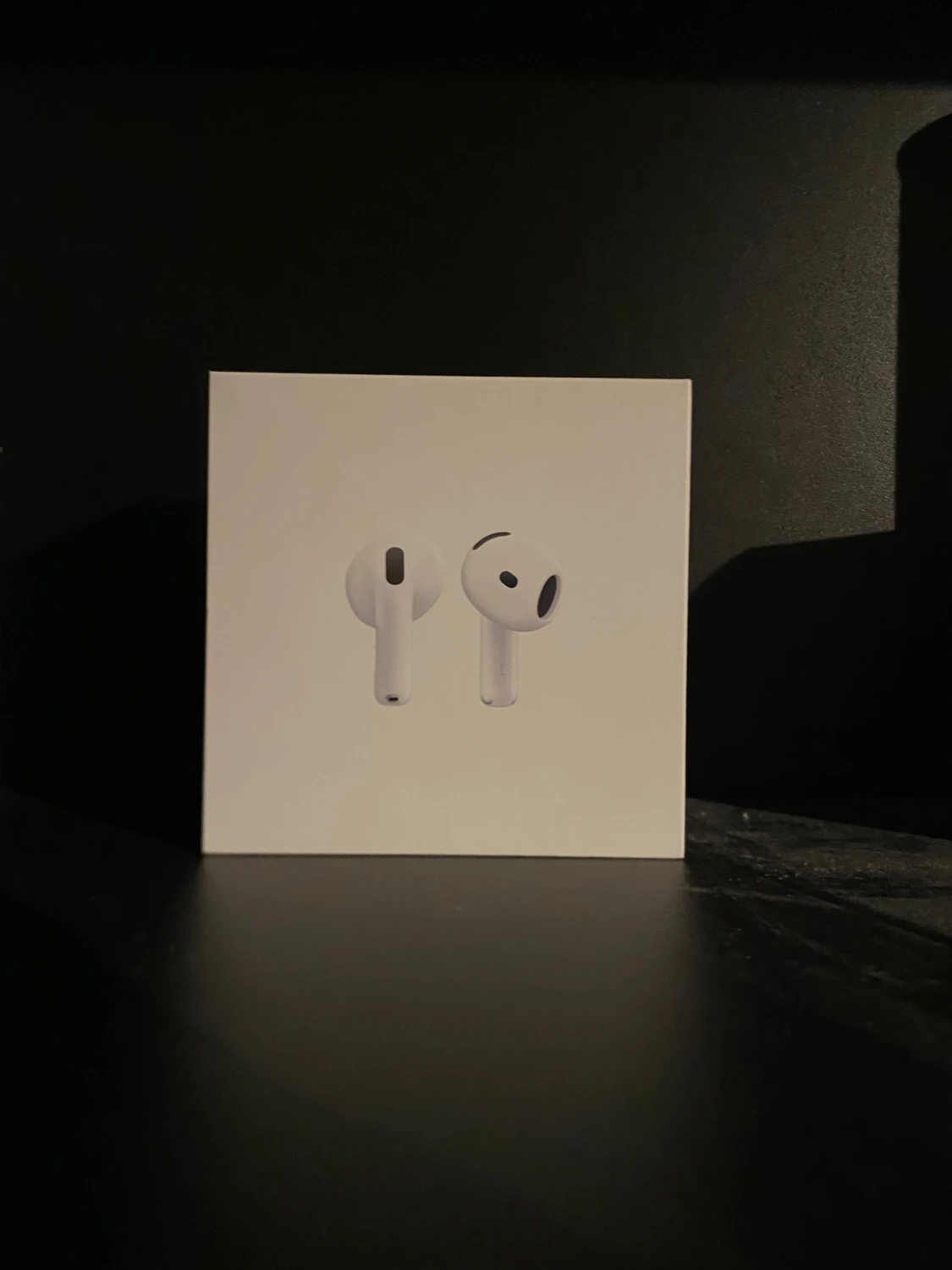 AirPods 4 - 2