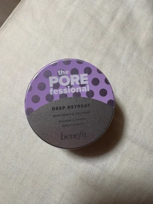 Benefit ansiktsmask  - Lilla storleken. Öppnad för 3 dagar sedan men aldrig använd 