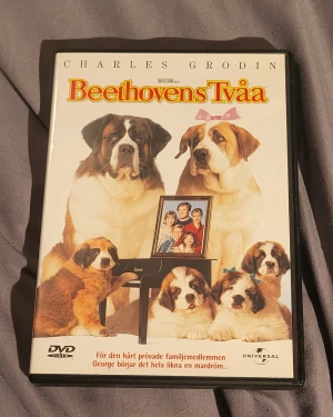 Bethovens tvåa Beethoven's 2nd dvd - 5 DVDs for 45kr Catagory: family Age: All ages Language: english, German, french, Italian, spanish Runtime: 1hr 29min