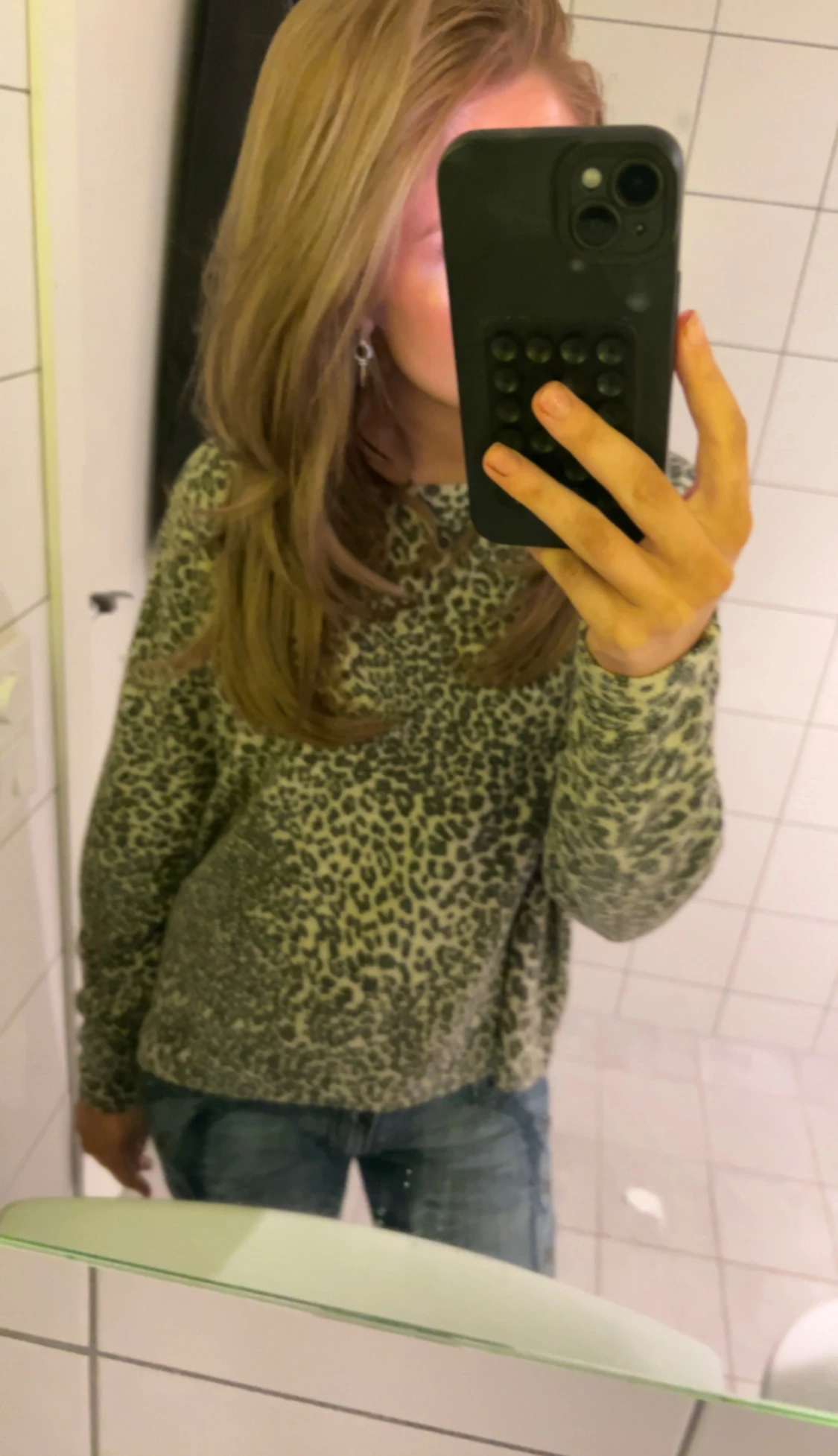 Leopard mönstrad tröja