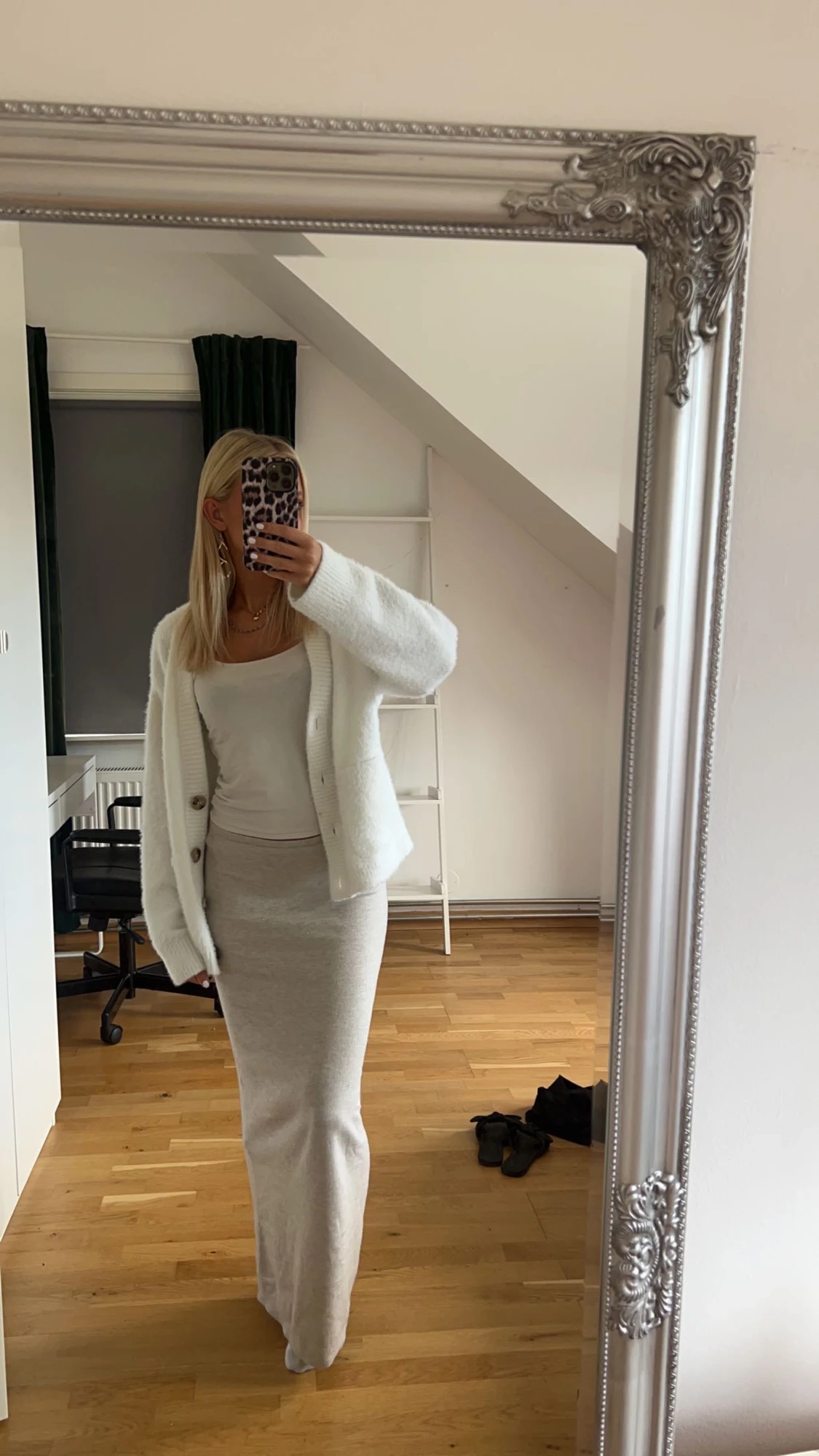 Vit stickad tröja - 2