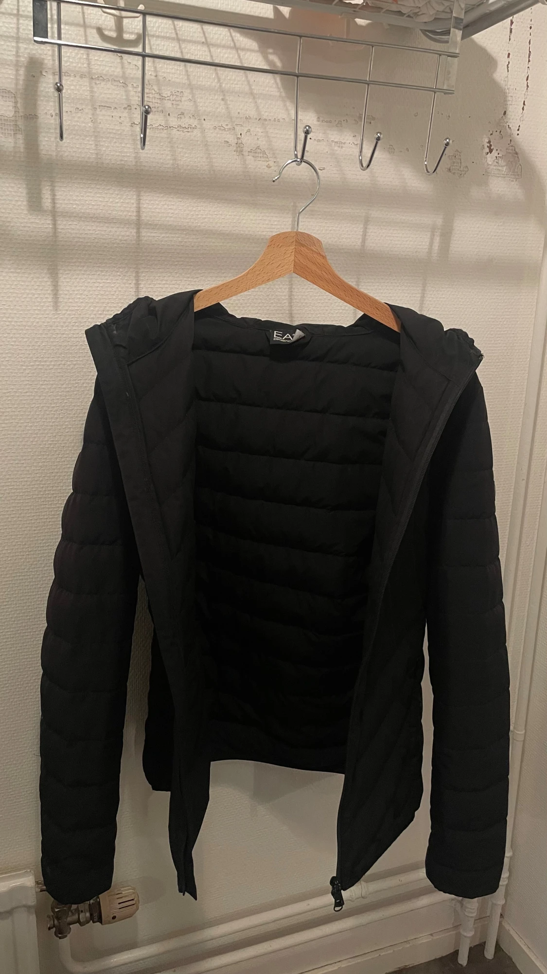 Svart pufferjacka från EA7 Emporio Armani - 2