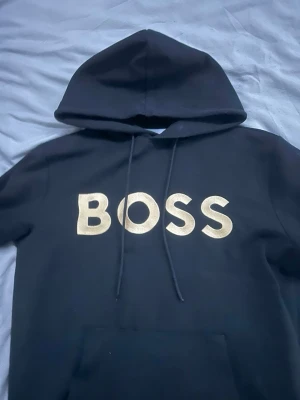 Boss tröja  - Boss tröja bra skick 