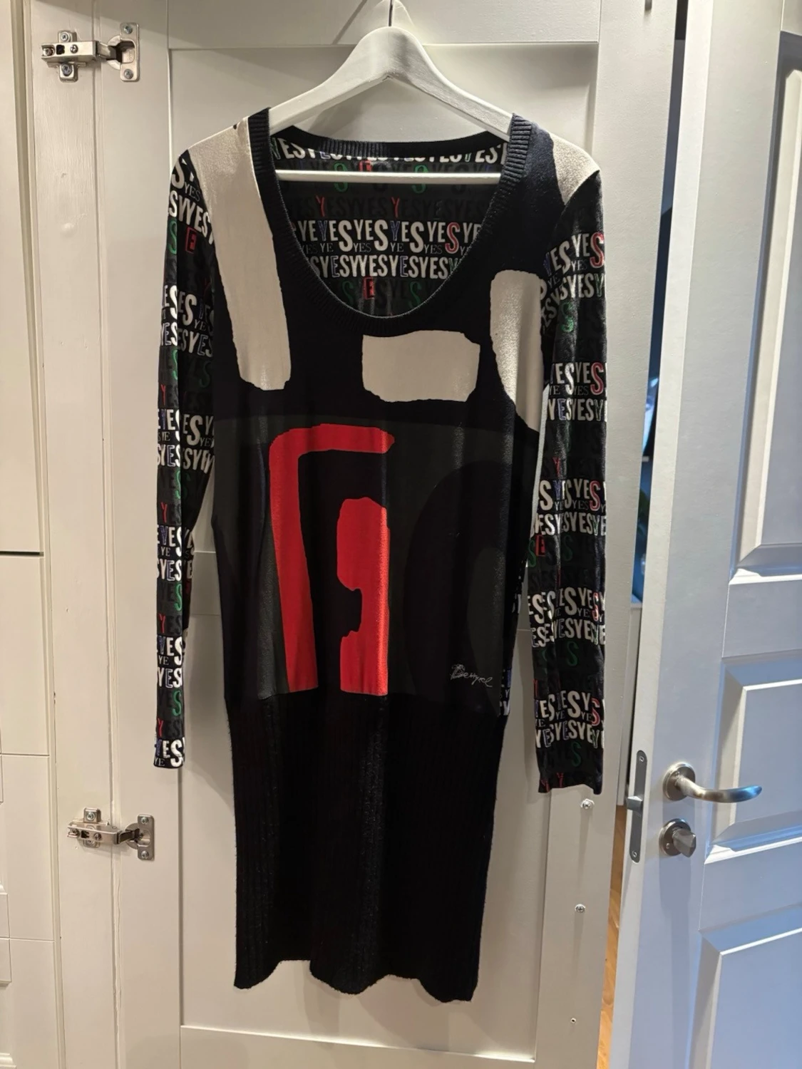 Desigual långärmad mönstrad klänning