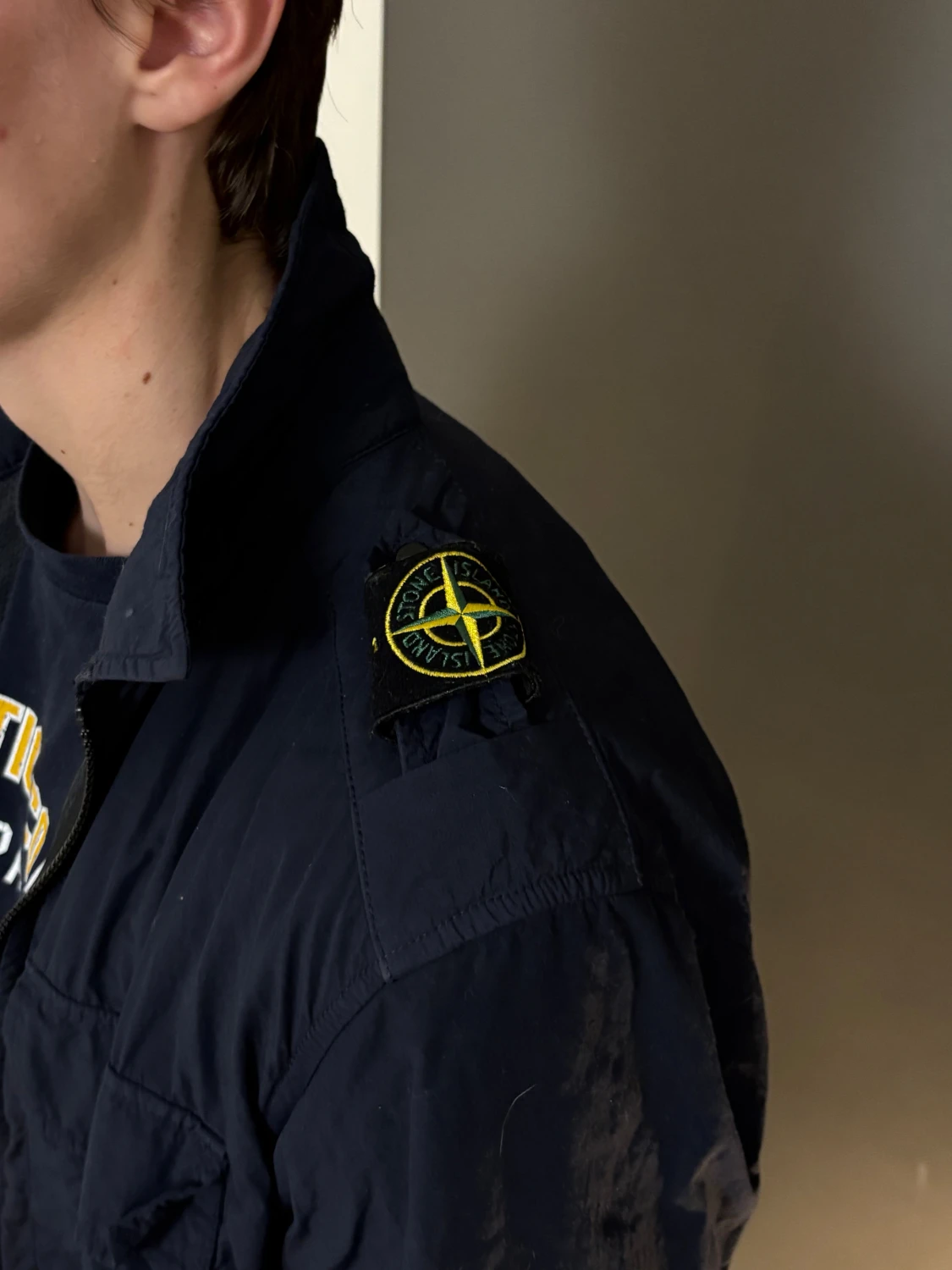 Mörkblå vindjacka från Stone Island - 2