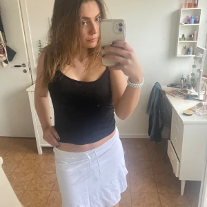 Sommarkjol💓 - Oanvänd sommar kjol💓 storlek medium!! Orginal pris 99 Skriv vid frågor💞